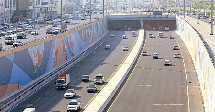 أبوظبي تطور 3 تقاطعات في شارع الشيخ زايد بن سلطان