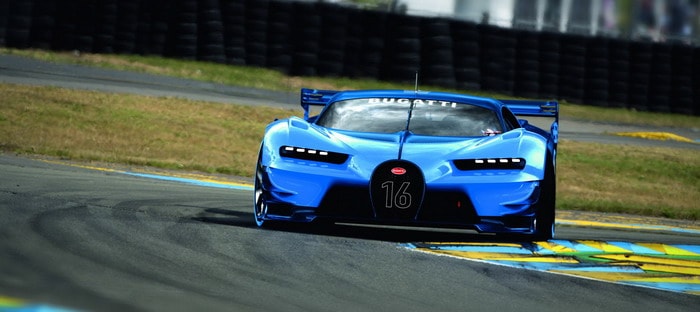 الكشف عن تفاصيل جديدة حول بوجاتي شيرون في حدث خاص في دبي