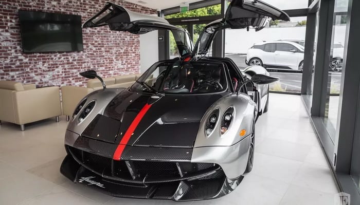 باجاني هوايرا أمريكانو هي جوهرة السيارات الخارقة