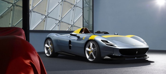 ​فيراري SP1 / SP2 . . سيارات عصرية بالطلب من وحي الخمسينيات