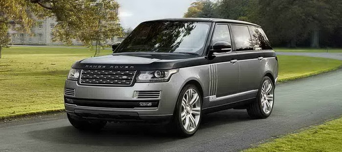 لاندروفر تستعد عبر معرض دبي لإطلاق رانج روفر SVAutobiography المميزة