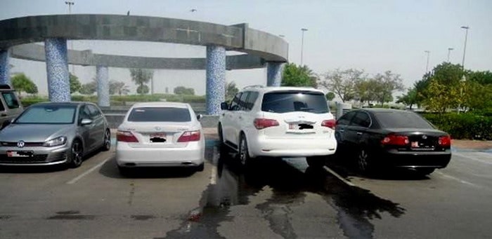 غسيل السيارات أمام المنازل في أبوظبي . . مشكلة متواصلة تنتظر الحل !!