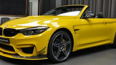 BMW M4 المكشوفة تتجمل بباقة AC Schnitzer الخارجية ونظام عادم خاص في أبوظبي