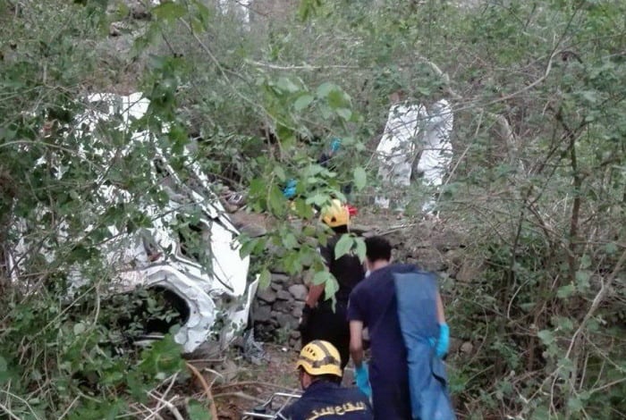 سقوط سيارة من مرتفع جبلي في فيفاء ومصرع 6 واصابة 2 في الحادث