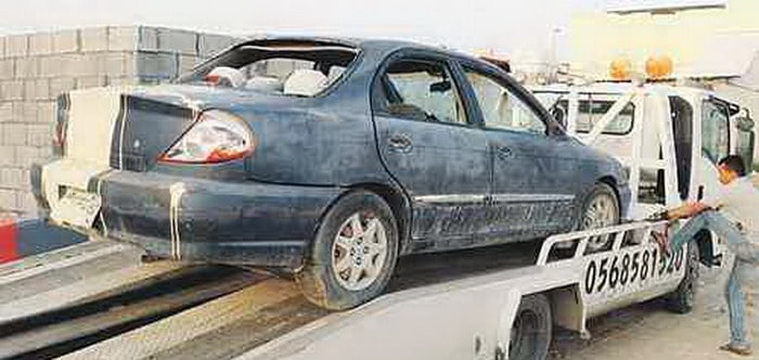 فرق متطوعين تزيل 45 سيارة قديمة في شوارع القطيف