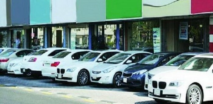 الشباب السعودي يقبل على العمل في شركات تأجير السيارات السيارات