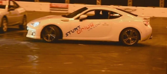 فيديو : سوبارو BRZ تحقق رقم قياسي جديد بحيلة فريدة من نوعها