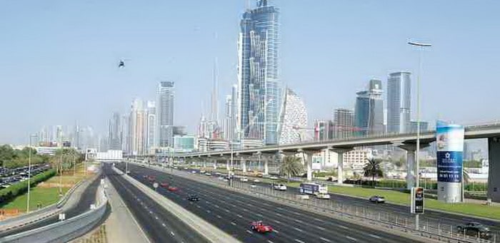 شرطة دبي تعلن عن خطة مرورية جديدة للنصف الثاني من 2015