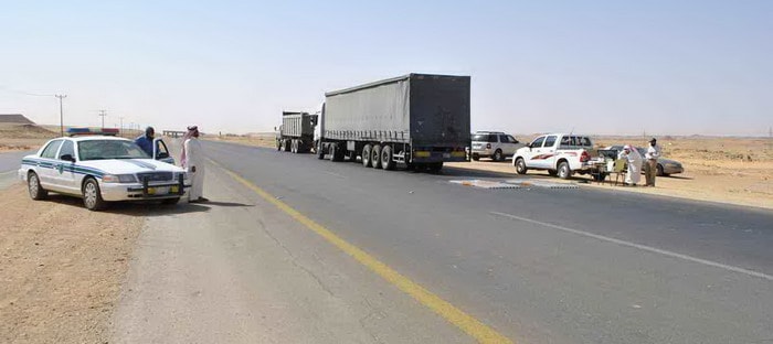 تسجيل 150 مخالفة وزن زائد وتراخيص تشغيل للشاحنات في الجوف