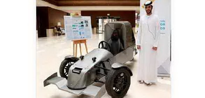 طلاب إماراتيون يصممون سيارة إسعاف سباقية يمكنها تجاوز الزحام والطرق الضيقة