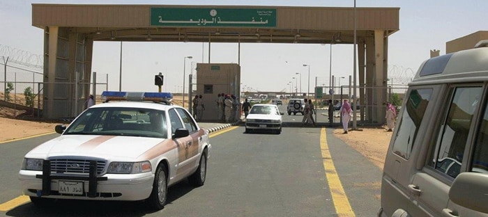 عالم سعودي يحذر المواطنين من القيادة في الليل بسبب النعاس