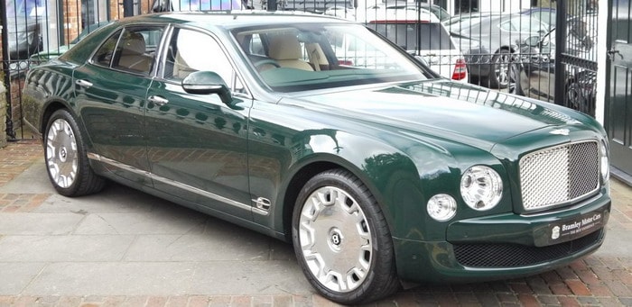 يمكنكم الآن السفر مثل الملوك بسيارة الملكة اليزابيت بنتلي مولسان