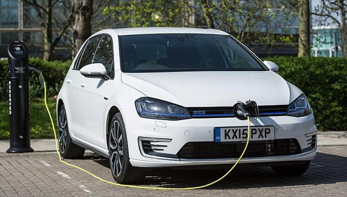 3 شركات كبيرة تستعد لاقتحام السوق السعودي بالسيارات الهجينة