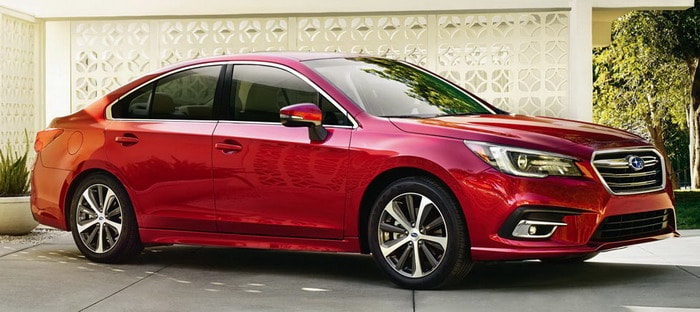 سوبارو ليجاسي 2018 الجديدة المحسنة . . هل تلاحظون أي فرق ؟!