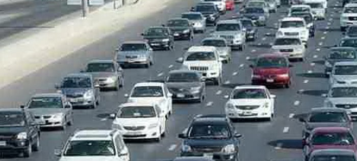 تطبيق شاركني يساهم في تخفيف الزحام بالإمارات بتجميع أكثر من شخص في سيارة