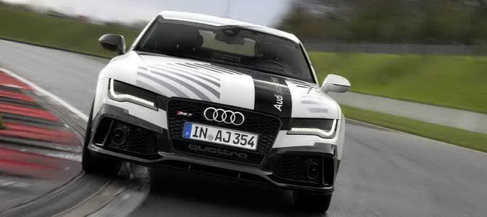 فيديو : أودي RS7 تحصل علي تجربة القيادة الذاتية عبر كاميرا 3D ونظام GPS فائق