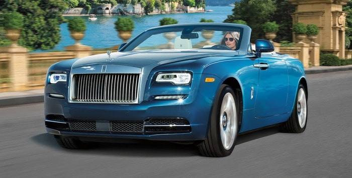 نيمان ماركوس تقدم رولزرويس دون لعيد الميلاد