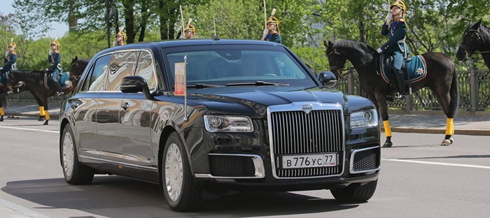 شاهدوا سيارة بوتين الليموزين الرئاسية الجديدة