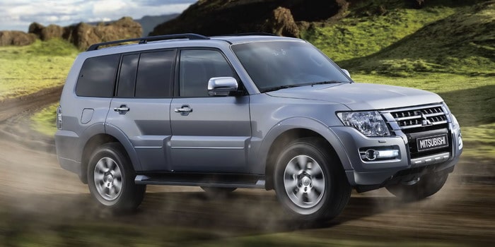 ميتسوبيشي تطلق باجيرو 2015 المحدثة بالكامل في المملكة