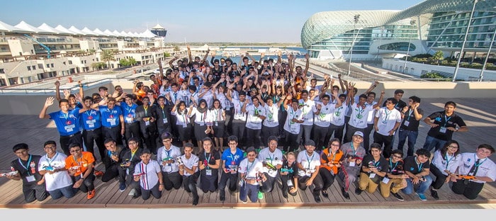 سباق الفورميلا 1 للمدارس ينتهي بفوز فريقي نايت هوكس وأمبولس