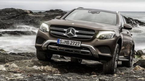 مراجعة سيارة مرسيدس-بنز GLC 2016 … ترتيب الصفوف من جديد