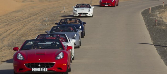 فيديو : ملاك فيراري كاليفورنيا يقضون يوم خاص مع سياراتهم في دبي