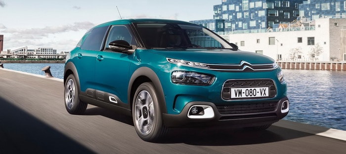 سيتروين C4 Cactus 2018 تبدأ مبيعاتها في بريطانيا بتعليق هيدروليكي