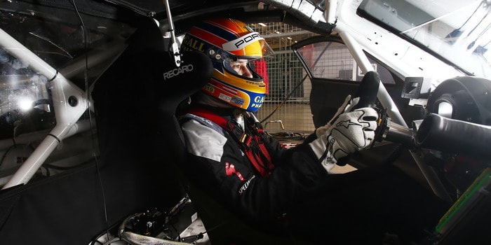 تجارب ناجحة لفريق أبوظبي على حلبة نوربورغرينغ الألمانية