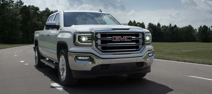 GMC سييرا 2016 تظهر وجهها الجديد قبل انطلاقها في نهاية العام