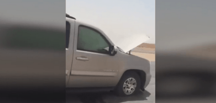 انتشار فيديو لحفرة تتسبب في انقلاب سيارة في الرياض والنقل تنفي اختصاصها